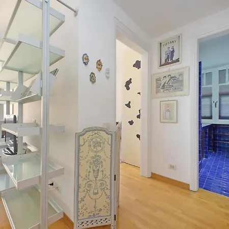 Parioli, Bright And Quiet 2br By Halldis *