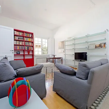 Parioli, Bright And Quiet 2br By Halldis *